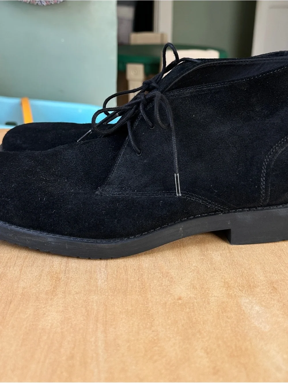 Banana Republic Men’s Black Suede Lace-Up Chukka Boots Size 10